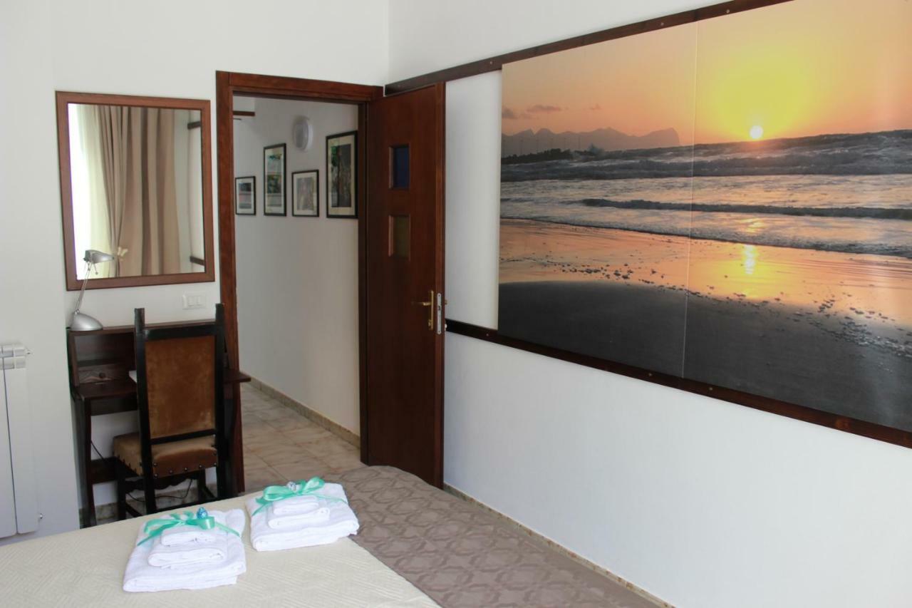 Guest House Zio Michele - Cinisi Ngoại thất bức ảnh